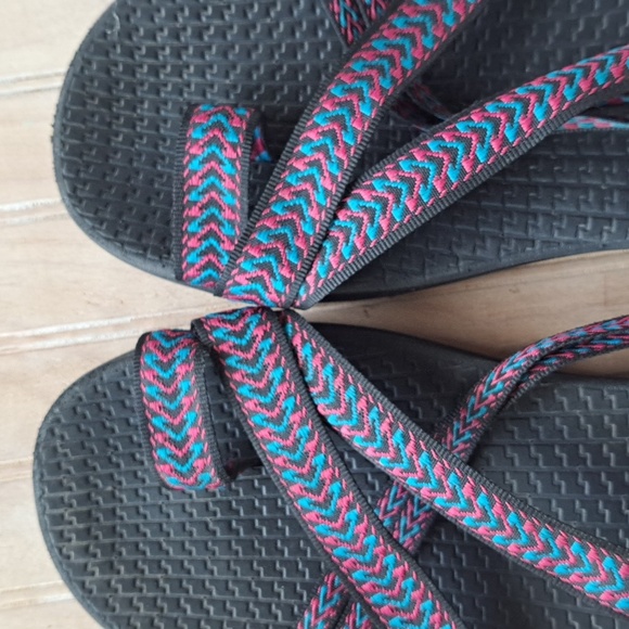 Airwalk Strappy Hiking Sandals Comfort  Colorful Woven Straps Toe Strap Unisex - Picture 3 of 8